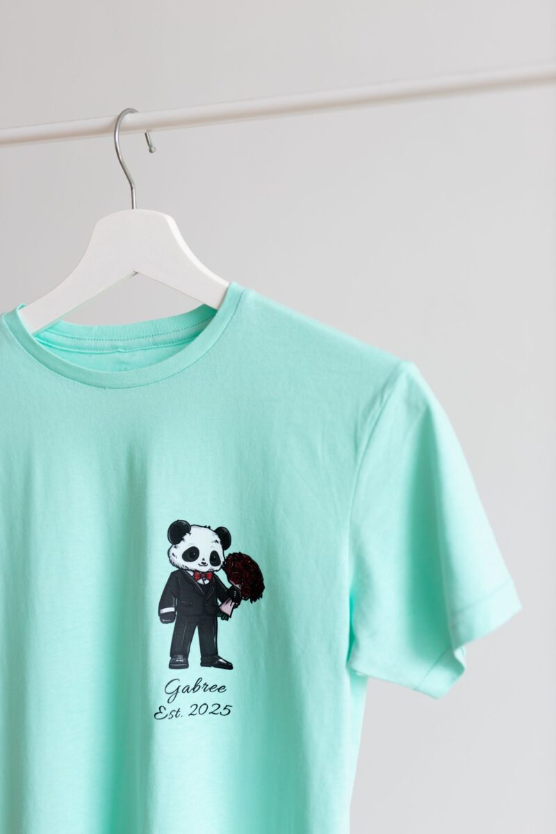 Dziecięca koszulka panda w garniturze - obrazek 3